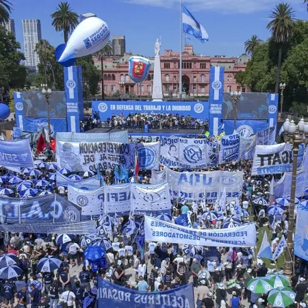 Plaza de Mayo suma a la CGT y crece la presión sobre Milei por el 24 de marzo