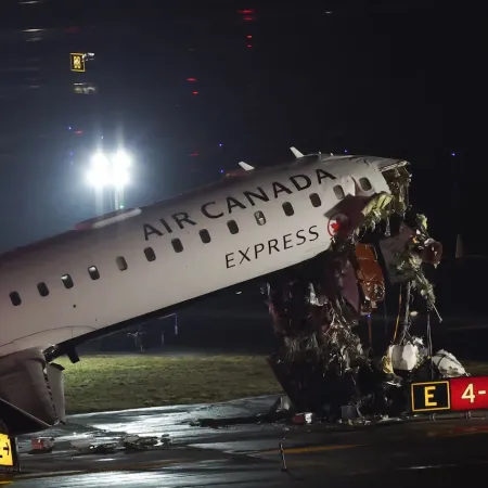 Grave choque aéreo en Nueva York: dos muertos y fallas bajo la lupa