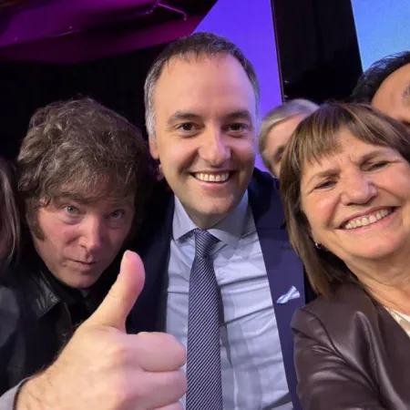 Adorni y $LIBRA: por qué esa agenda no le juega a favor al kirchnerismo en 2027