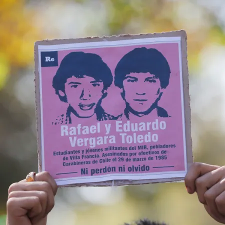 Chile recuerda el Día del Joven Combatiente: qué sigue dividiendo a Santiago