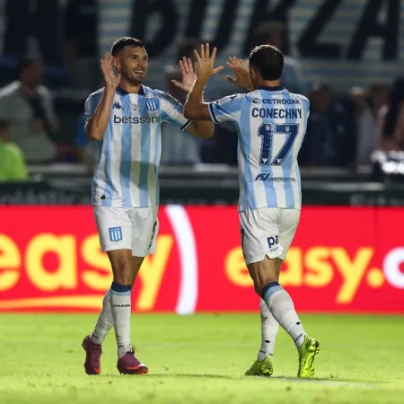 Racing ganó en su debut en la Copa Argentina y ya piensa en el clásico