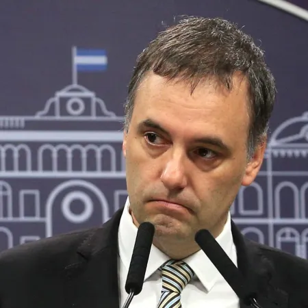 FOPEA reclamó rendición de cuentas y el Gobierno salió a cruzarlo