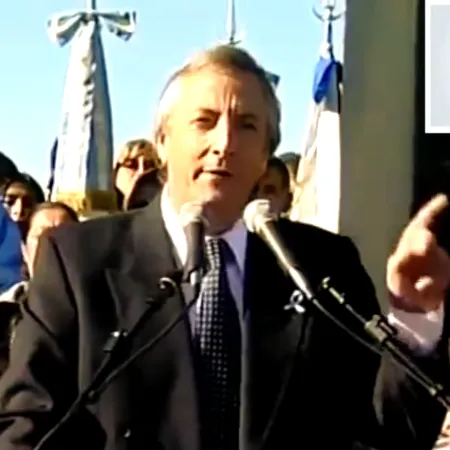 Néstor Kirchner y su primer acto por Malvinas: qué dijo desde Tierra del Fuego
