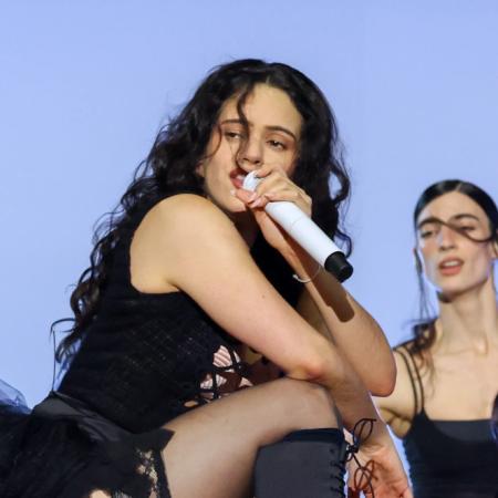 Unipol Forum: Rosalía detuvo su show y reveló un problema de salud