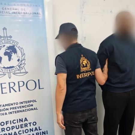 La ruta de las “mulas”: extraditan a un dominicano acusado de reclutar argentinos para llevar cocaína a Europa