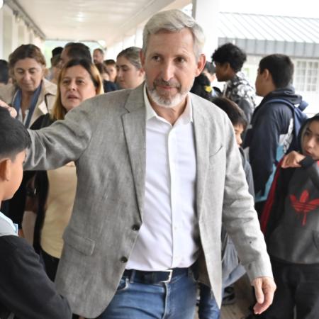 Frigerio clavó el mínimo en $750.000: cuánto cobrarán los docentes de Entre Ríos