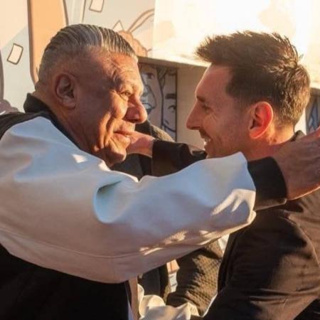 Messi y Tapia juntos en Ezeiza: un gesto en plena crisis de la AFA