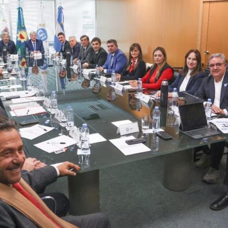 Milei bajo presión: los gobernadores aprietan por fondos y reformas