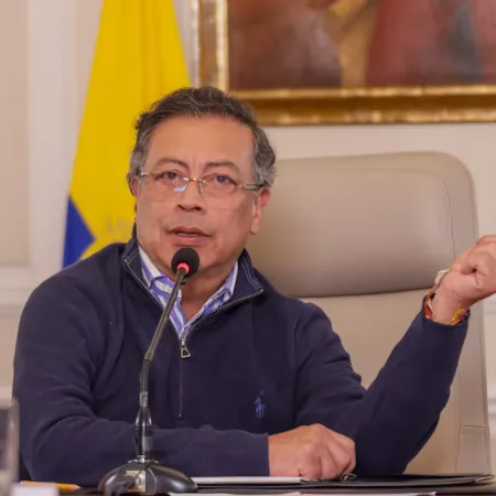 Banco de la República y Gustavo Petro: por qué la pelea puede mover al peso