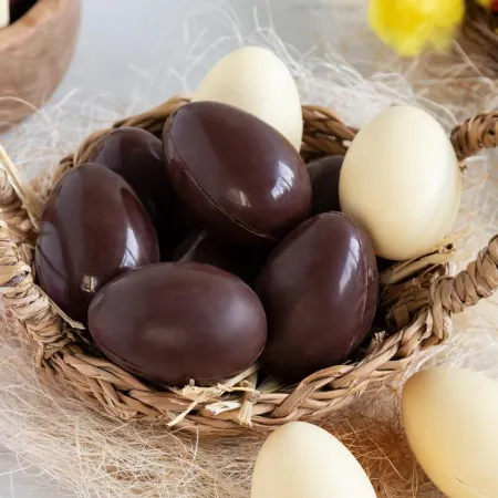 Pascua 2026: el cacao baja, pero los huevos de chocolate siguen caros