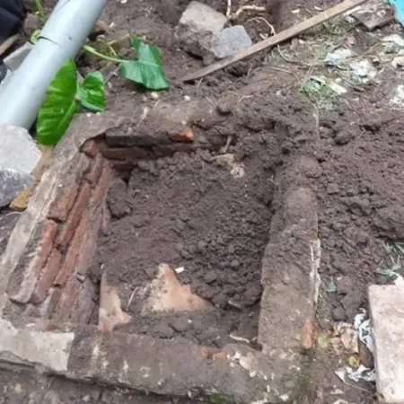 Un pozo, escombros y una heladera: qué reveló la escena donde encontraron al rapero en Morón