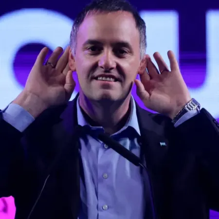 Más sospechas por los viajes de Adorni: ahora investigan una escapada al Caribe