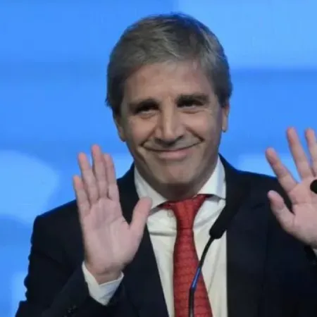Créditos del Banco Nación: Luis Caputo niega irregularidades y crece la tensión