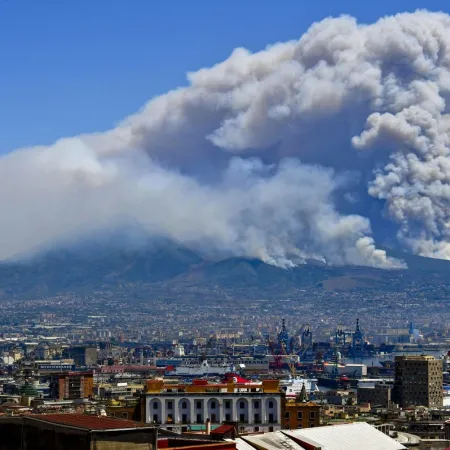 Nápoles bajo ceniza: la erupción del Vesubio que cambió todo
