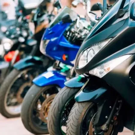¿Qué razones explican el récord de patentamiento de motos?