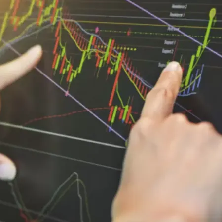 ¿Qué inversiones mostraron un rendimiento de más de 80% en el mes de marzo?