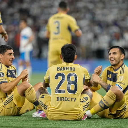 Boca venció 2-1 a Universidad Católica en Chile en el debut de la Libertadores