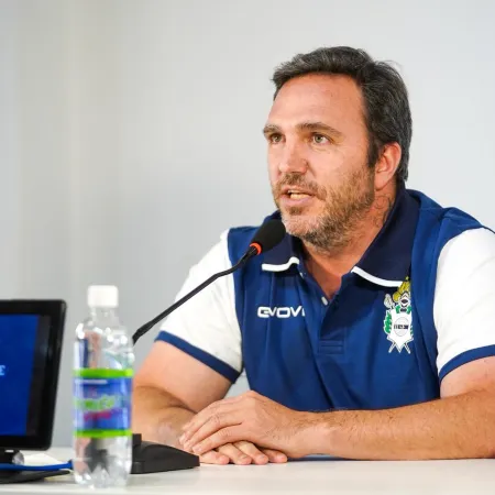 Gimnasia busca DT: qué pasó con Gareca, la oferta a De Felippe y la opción Vaccari