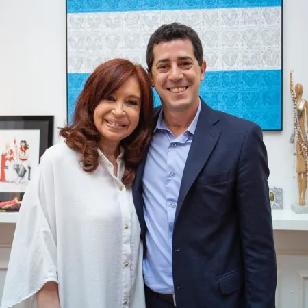 La misión de Cristina en España: Wado de Pedro verá a los adversarios de Milei