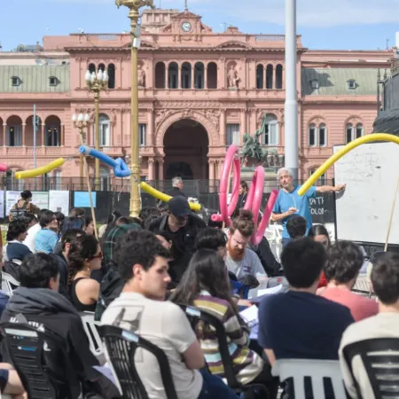 ¿Salarios 2x3? La razón por la que la UBA lleva sus clases a Plaza de Mayo