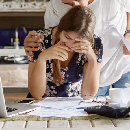 Morosidad récord en familias: el crédito fintech ya cobra tasas de hasta 500%