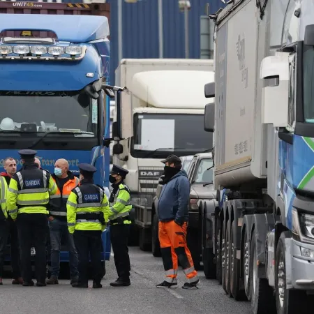Protestas por combustible paralizan Irlanda y afectan servicios