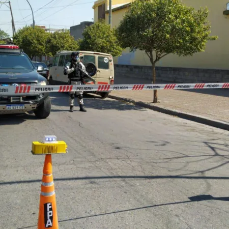 Llegó ensangrentado al hospital y confesó: "Maté a mi abuelo y lo dejé tirado en casa”