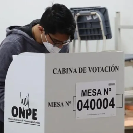 Perú y un presidente con 17%: el dilema que deja la primera vuelta