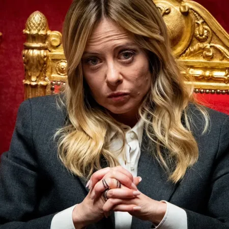 Italia respalda al Papa León XIV tras ataque de Trump y crece la tensión