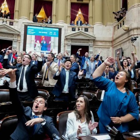 La Libertad Avanza quiere un polémico filtro educativo para candidaturas en 2027