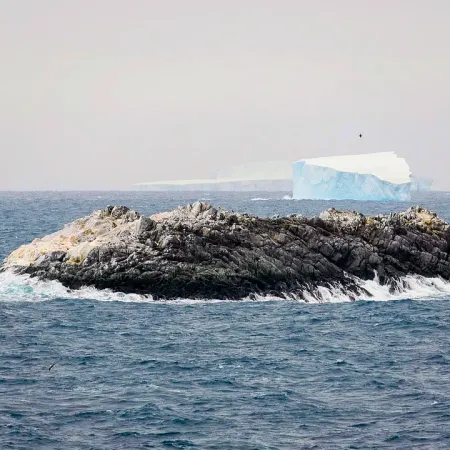 Antártida: el buque Polarstern halló una isla oculta en el mar de Weddell