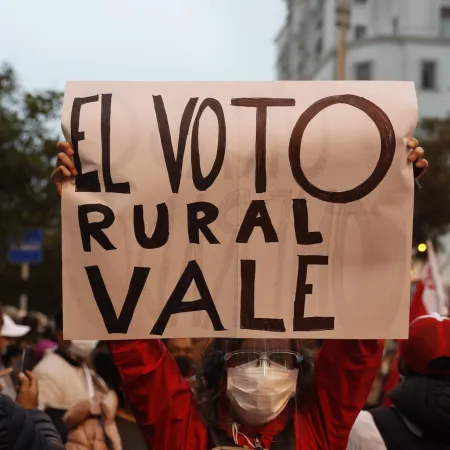 Perú: el escrutinio rural sostiene a la izquierda y complica el escenario