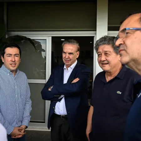 De armar con Macri y Milei a unirse al PJ: el peronismo suma tentáculos