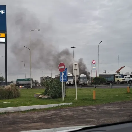 Puerto Quequén, la última trinchera de un paro que deja pérdidas millonarias