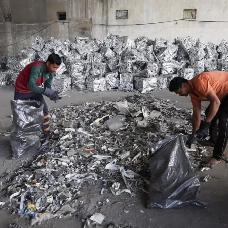 India evalúa quitar arancel al aluminio reciclado por presión industrial