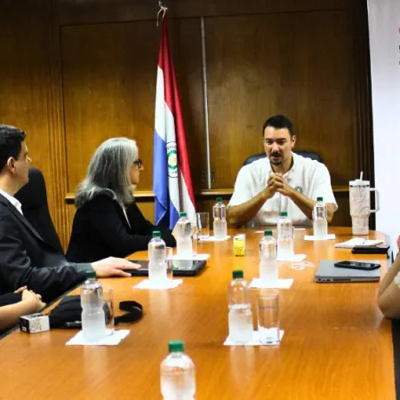 Paraguay abre un nuevo esquema migratorio y cambia la ruta en el Cono Sur