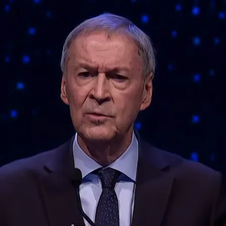 Schiaretti habló de un retroceso grave y reavivó la polémica por la prensa