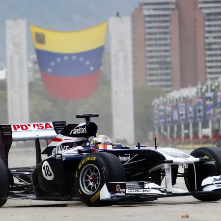 Pastor Maldonado, Hugo Chávez y Toto Wolff: el show de F1 que salió mal