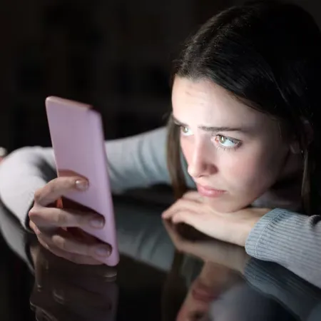 Tu foto falsa en internet: el proyecto para que la Justicia actúe urgente