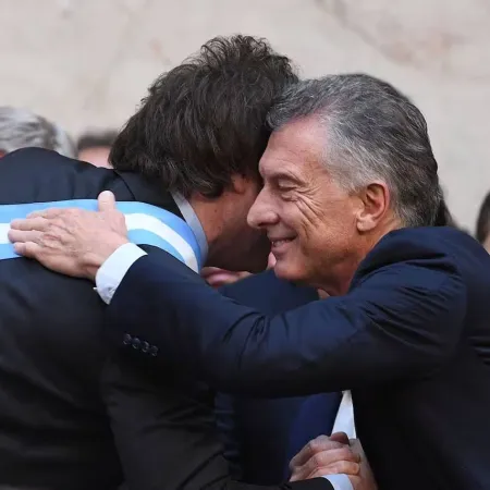 Macri, del abrazo con Bullrich al no saludo con Milei: qué dijo el expresidente
