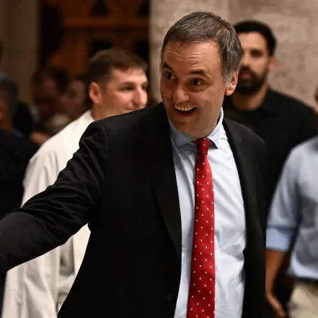 Adorni y la deuda de USD 335.000: la Justicia peritará de dónde sale la plata