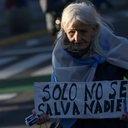 ¿Se descongela? La respuesta del Gobierno por el bono de $70.000 a jubilados