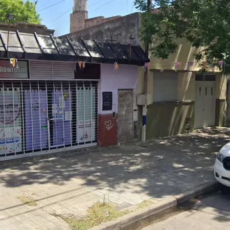 Video: así fue la detención del hombre que mató a una mujer en un local de La Plata