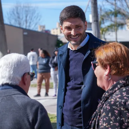 Préstamos al 0%: cómo es el rescate de sueldos que arranca Pullaro en Santa Fe