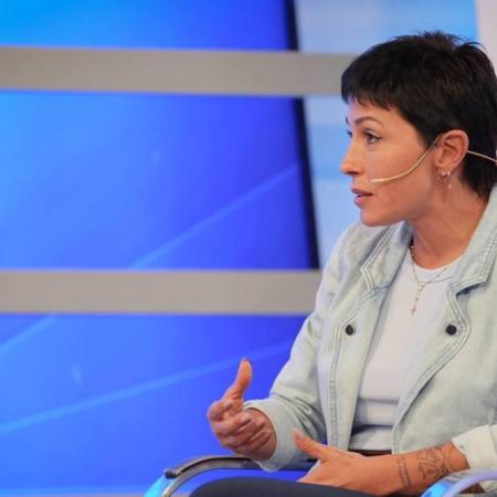 "Como un botín": la comparación de Mayra Mendoza contra Milei y Adorni
