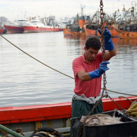Pesca en alerta: el gasoil ya complica la temporada y piden alivio al Gobierno