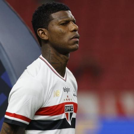 Robert Arboleda se fugó del São Paulo y evalúan rescindir su contrato