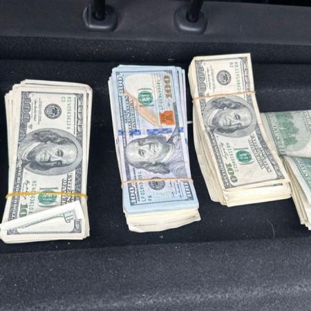 Más de 55 mil dólares en un auto mellizo: cayó un hombre tras una alerta en la General Paz