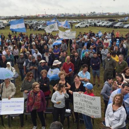 El Gobierno se desentendió del conflicto con los camioneros: qué dijo Transporte