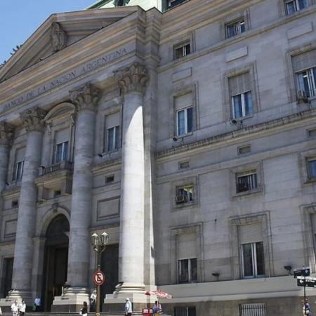 Milei y los préstamos del Banco Nación: la lista que incomoda al oficialismo